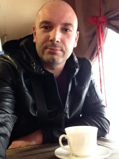  ,   Demis, 45 ,     , c 
