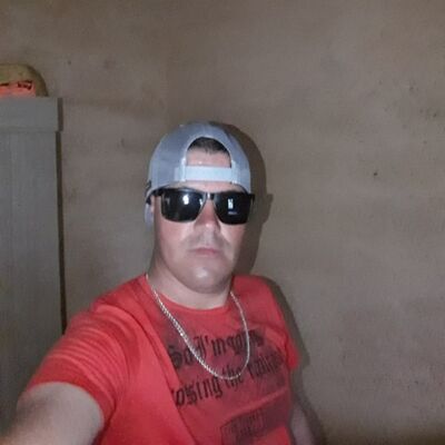  -,   Andre, 41 ,   ,   , c 