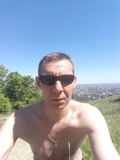  ,   Aleks, 46 ,   ,   , c 