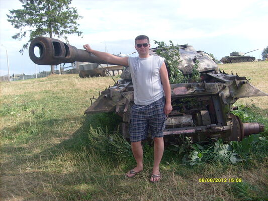  ,   Dima, 45 ,   