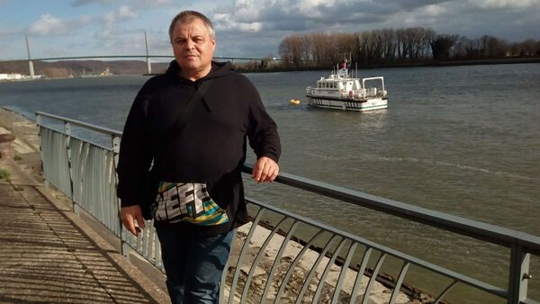  ,   Valeriu, 56 ,   ,   