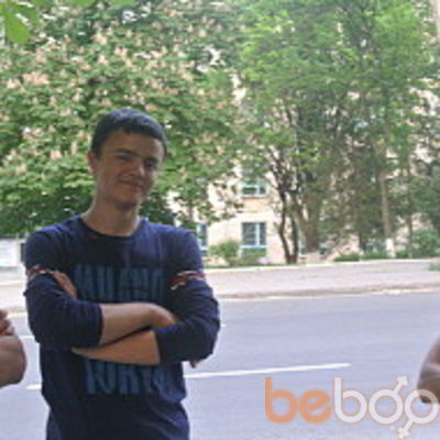  ,   Vadim, 32 ,   
