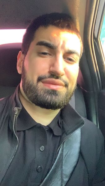  ,   Leo, 32 ,   