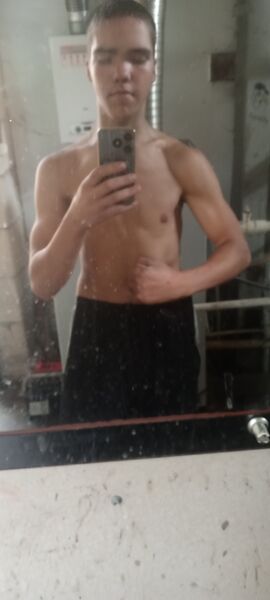  ,   Denis, 25 ,   ,   