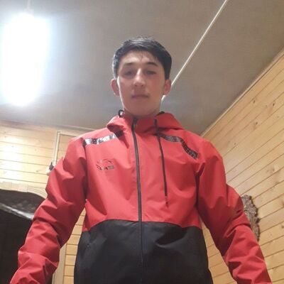  -,   Ali, 23 ,   ,   