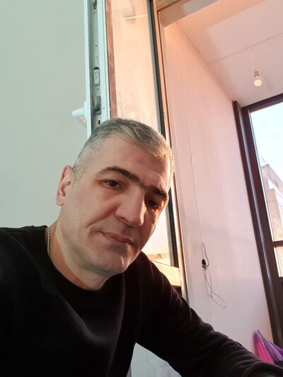  -,   Arman, 43 ,   ,   , c , 