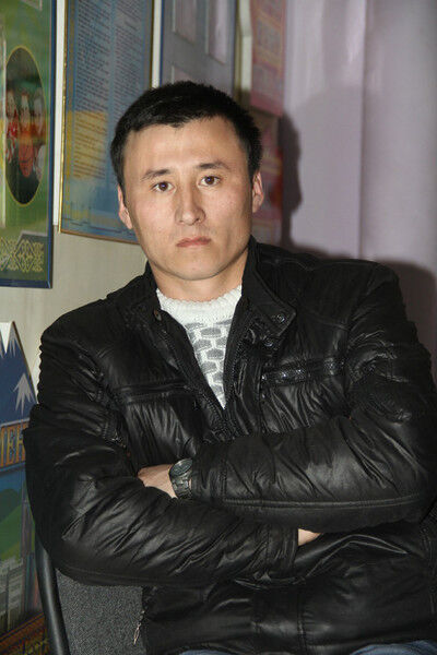 ,   Zhens, 39 ,   