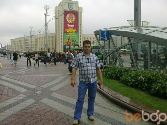  ,   Vano, 52 ,  