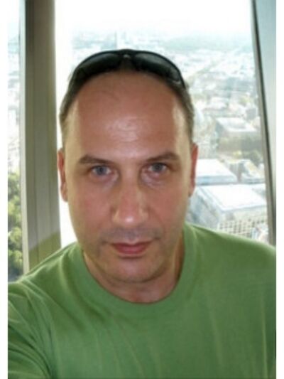  Azor,   Roman, 52 ,   ,   