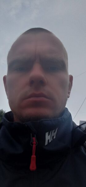  ,   Dmitrijs, 40 ,     , c , 