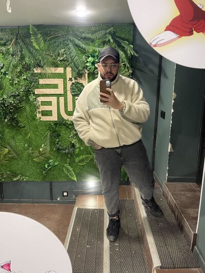  ,   Ali, 27 ,   ,   