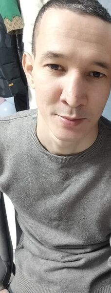  ,   Kuanysh, 32 ,   ,   