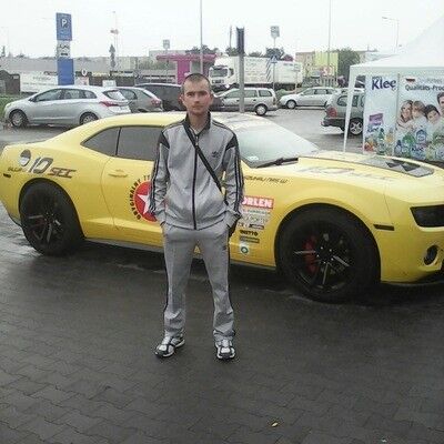  8571263  Sergij, 33 ,    