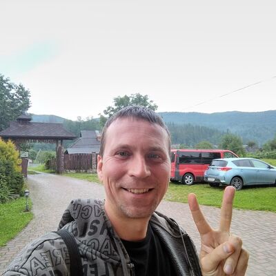  ,   Alex, 42 ,   