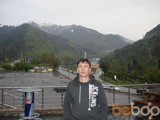  ,   XING, 49 ,   