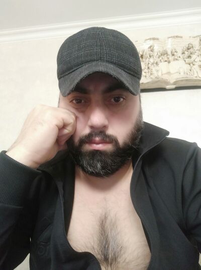  ,   Gevor, 36 ,  