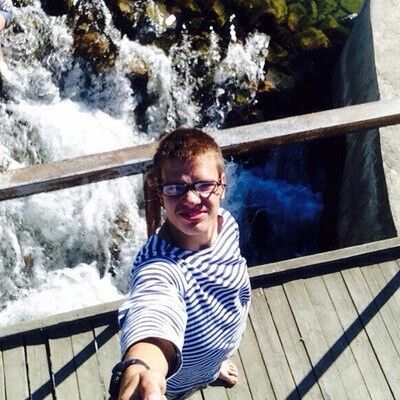  8359843  , 32 ,    -