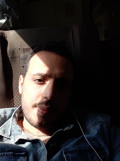  ,   Peter, 28 ,   ,   