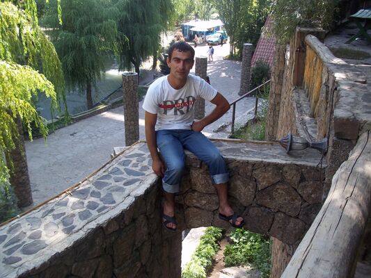  ,   ARMAN, 36 ,   ,   , c 