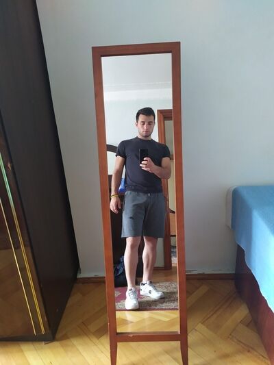  ,   Lasha, 30 ,   ,   , c 