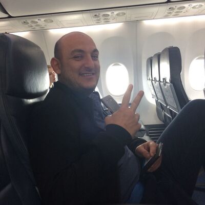  ,   Shah, 40 ,   