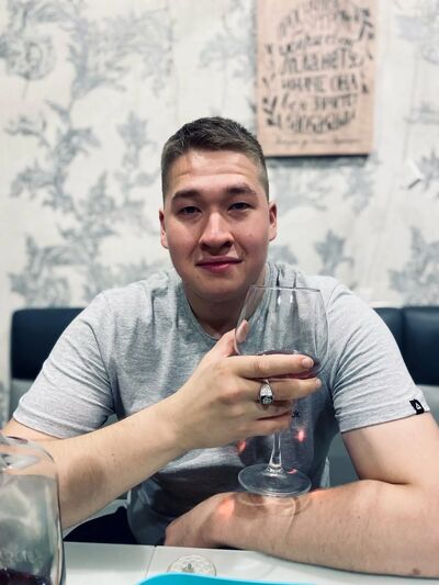  ,   Denis, 24 ,   ,   