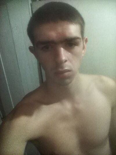  ,   Vavan, 28 ,   