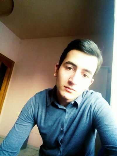  ,   Tiko, 27 ,   