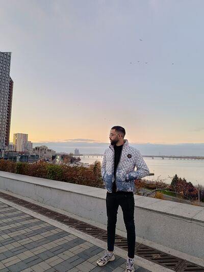  ,   Yassine, 27 ,   ,   