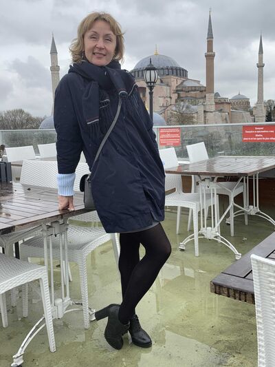  ,   Lusi, 46 ,     , c 