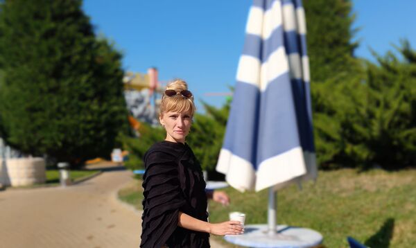  ,   Anna, 49 ,   c 