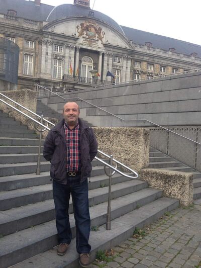  ,   Armen, 52 ,   ,   