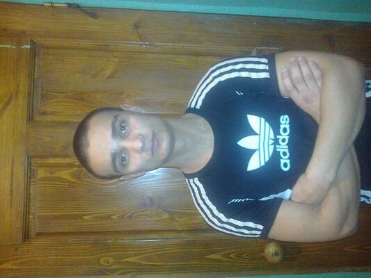  ,   Sergei, 32 ,   ,   , c 