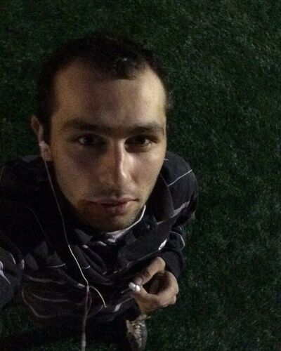  ,   Leon, 30 ,   ,   