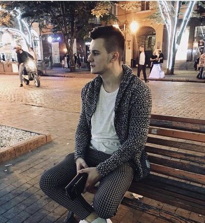  ,   Sasha, 25 ,   ,   , 