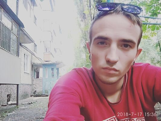  ,   Artem L, 29 ,   ,   , c 