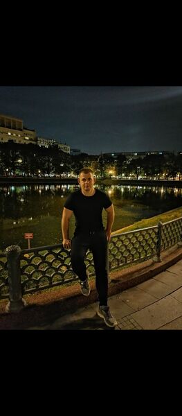  ,   Mik, 35 ,   ,   