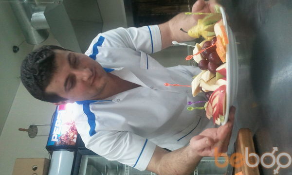  ,   Artur, 42 ,     , c 