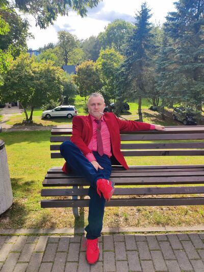  ,   Darius, 52 ,   c , 