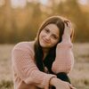 ,  Kamilla, 27