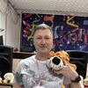  ,  Viktor, 45