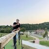  ,  Gruzin, 33