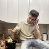  ,  dikram, 25