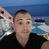  ,  Max, 33