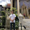  ,  Narek, 19