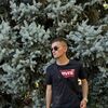  ,  Armen, 21