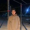  ,  Emir, 22